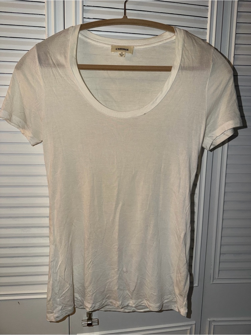 L'AGENCE White Scoop Neck Short Sleeve Tee